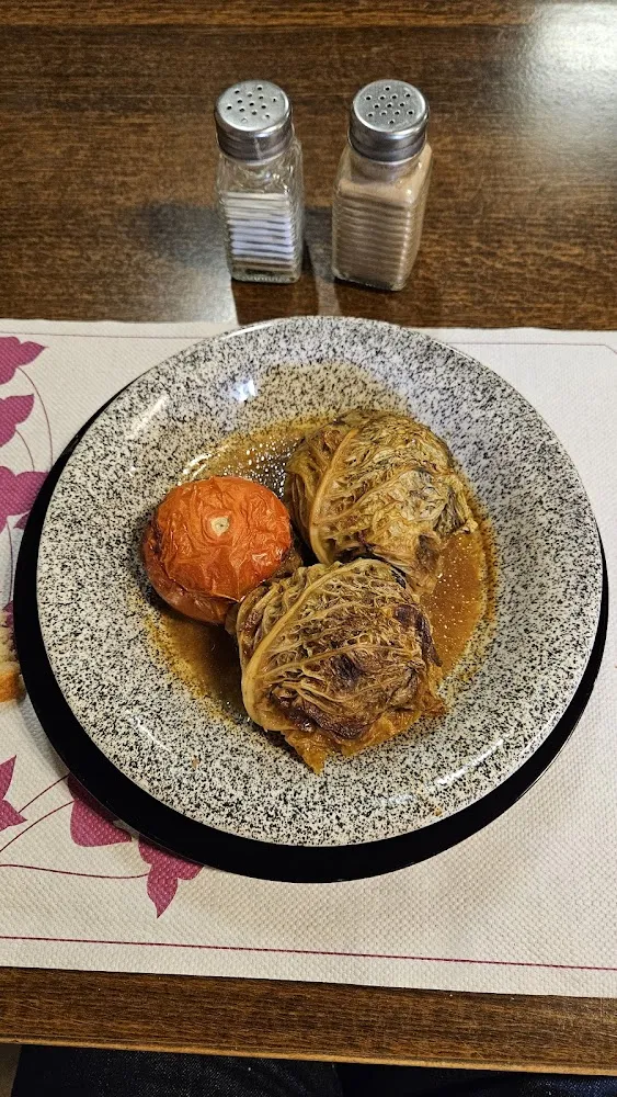 Choux Et Tomates Farcies